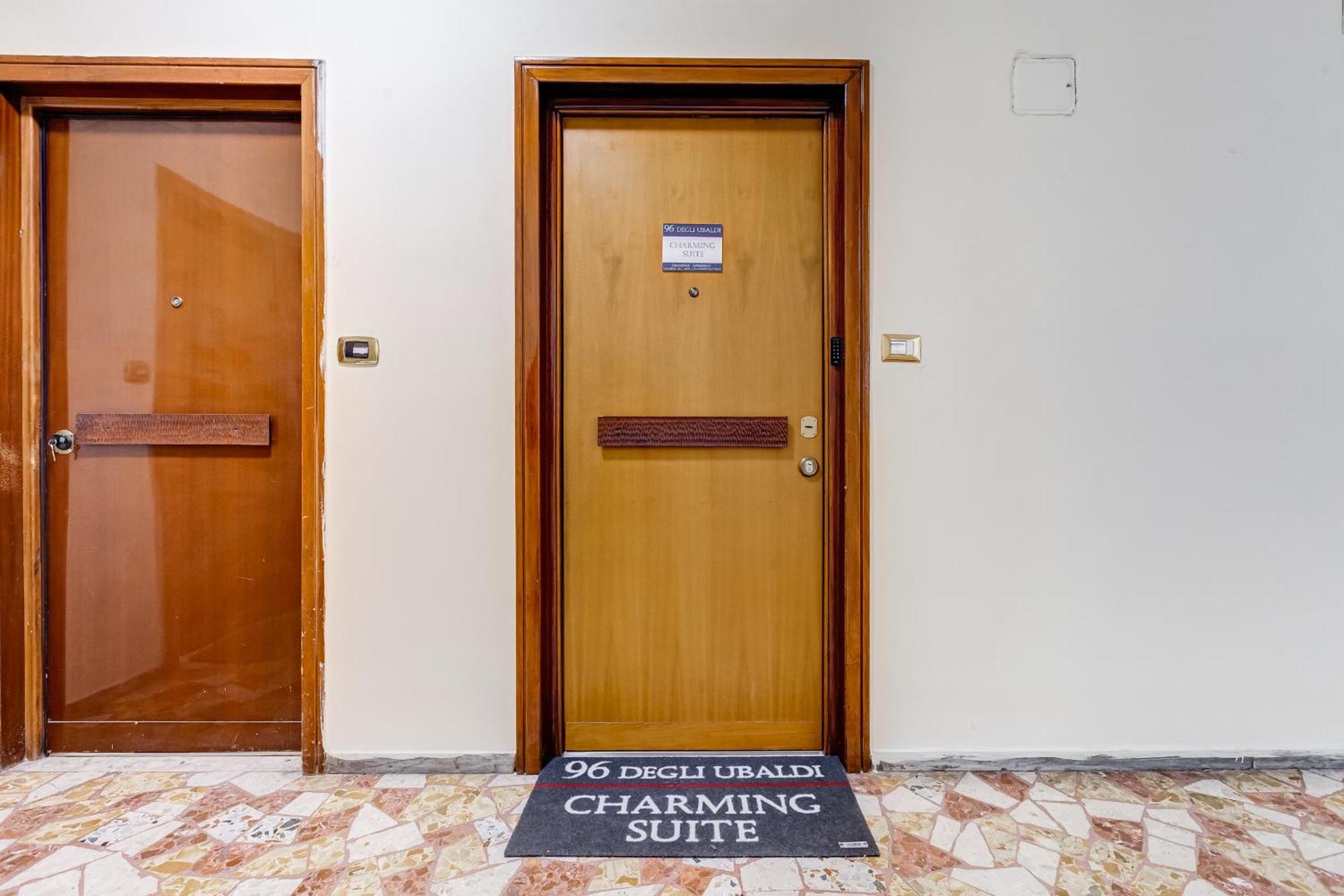 96 Degli Ubaldi Charming Suite Roma Exterior foto